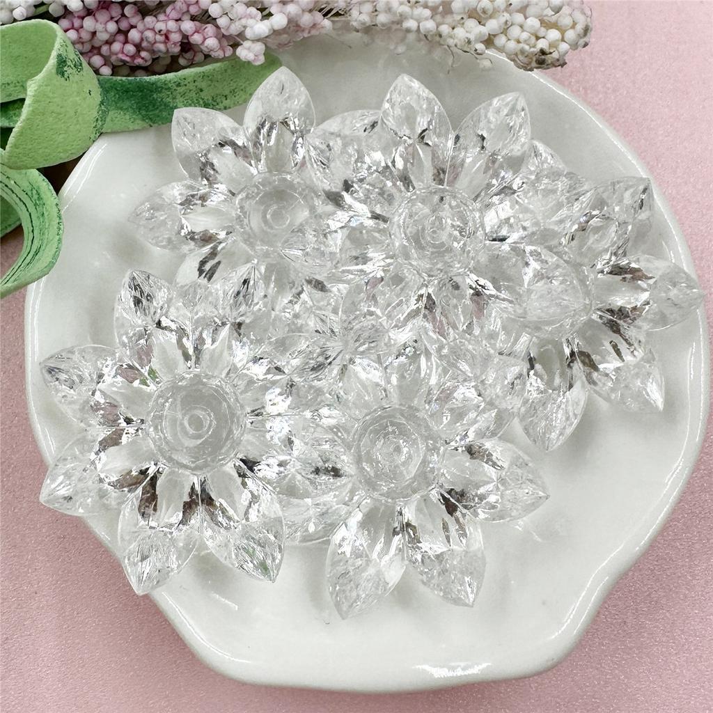 Acrylic Crystal Lotus Flower DIY Jewelry Accessories Transparent Loose Beads Beaded Materials 31mm Jewelry For Bracelet Earring Making 5pcs
