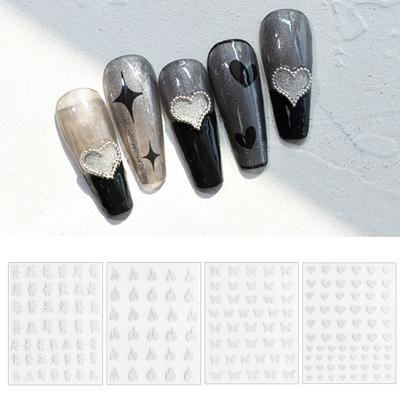 Glänzende Herzaufkleber Lebhafte Bilder DIY Verschiedene Formen Flash Silber Nail Art Aufkleber