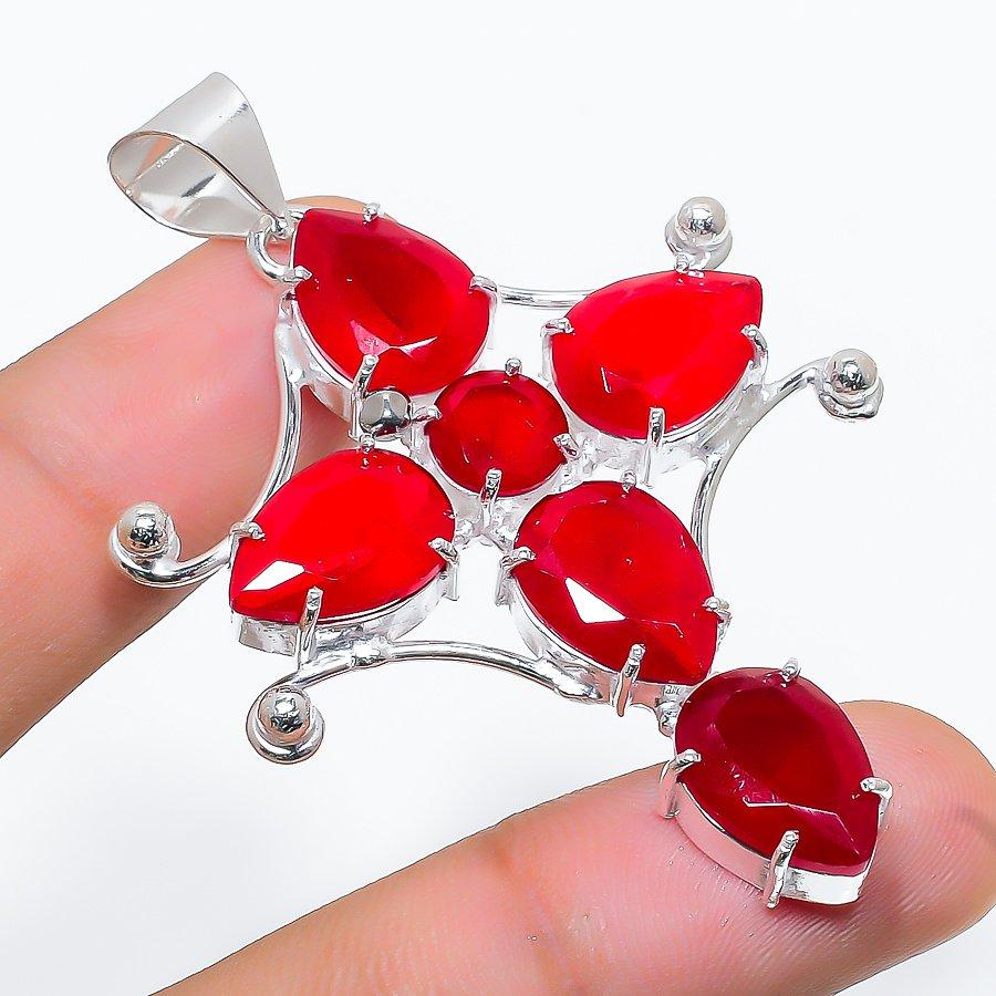

Cross Ruby(Simulated) Gemstone Handmade Ethnic Jewelry Pendant 2.44 SR-7340