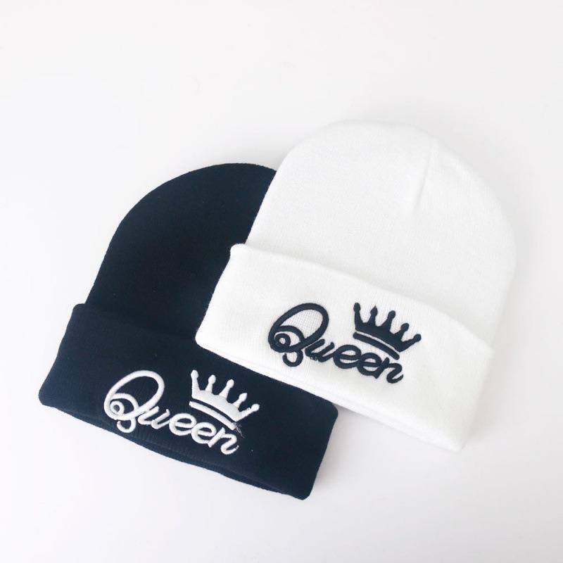 Autumn and Winter Warm Knitted Pullover Hat Men's and Women's Versatile Age-reducing Wool Hat Age-reducing Knitted Hat