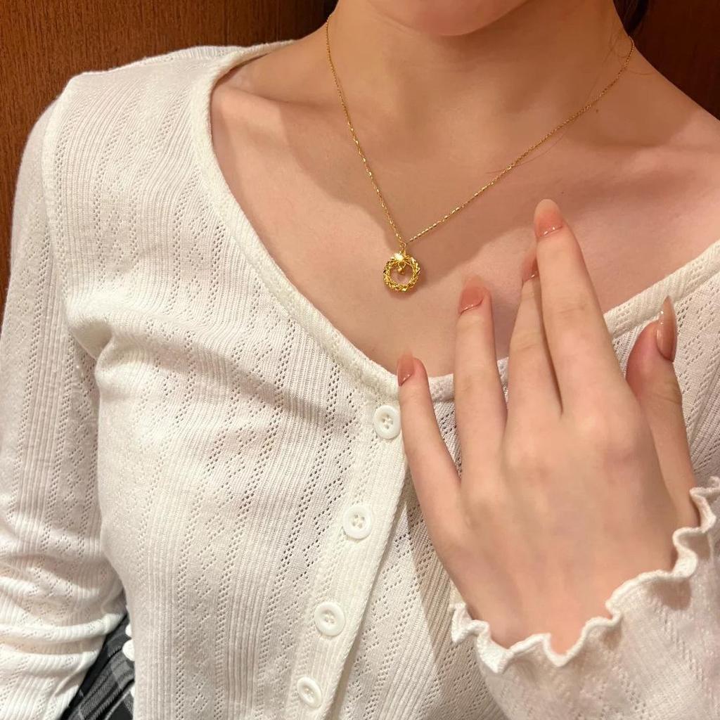 Korean Light Luxury Zircon Necklace: Gold-Plated, Exquisite Clavicle Chain for Women