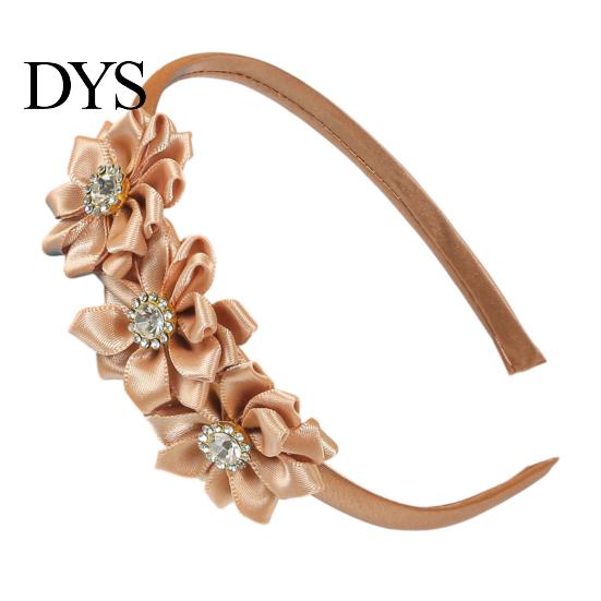 Flower Headband Princess Rhinestone Inlaid Multi-Petal 3D Flowers Lightweight Comfortable Hair Hoop Girls Party Accessory Transparent Plastic