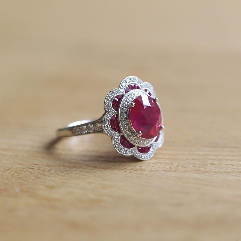 Bagues classiques en pierres précieuses rouges pour femmes, luxe léger, fleurs exquises, radieuses, de haute qualité, bijoux de fiançailles tendance