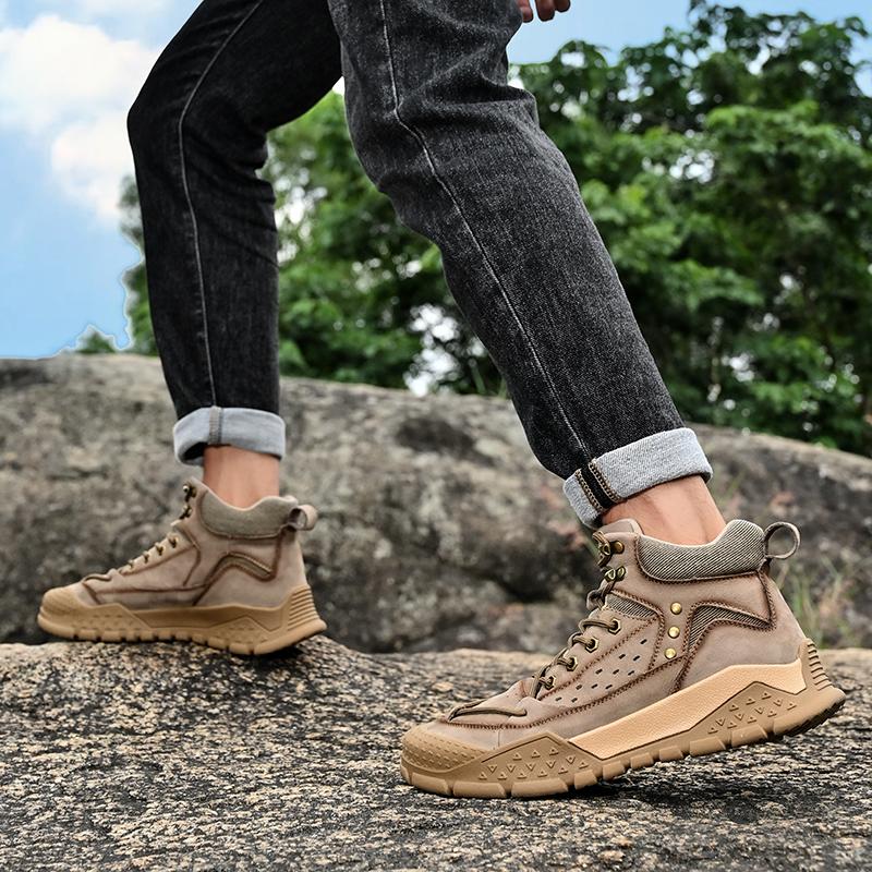 Men's Outdoor Ankle Boots High-top Non-slip Hiking Shoes Autumn and Winter