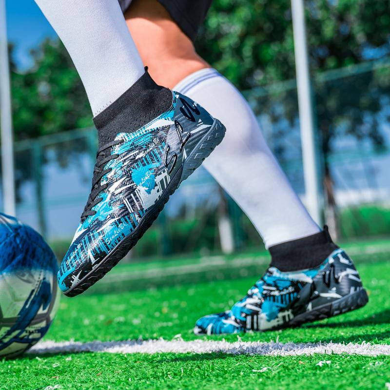 Men/kid's Football Boots Leather Soccer Shoe Rubber Soft Sole Short Nail Artificial Turf Youth Children Football Shoes Mens Football Shoes