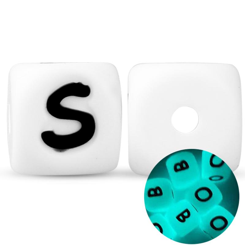 50Pcs 12mm Glow In the Dark English Alphabet Letter Beads Luminous Silicone Letters Beads for Baby Teething Chew Toy Shower Gift