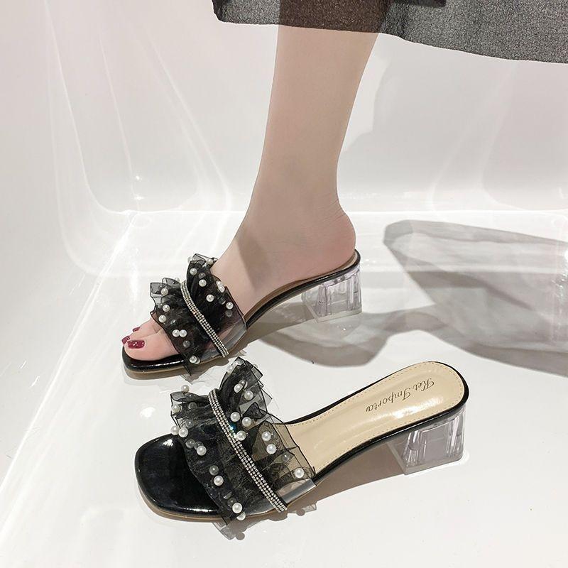 Korean Version of Fairy Style and Foreign Style with Skirt, Lace Pearl Slippers, Fashionable One-word Drag Trend for Women's New Year's Wear