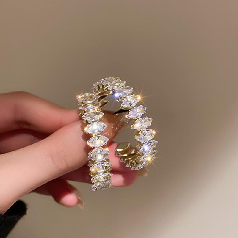 

Зеленые серьги-каффы в форме буквы C для женщин, модные преувеличенные серьги-кольца, инкрустированные стразами, женский циркон для вечеринки