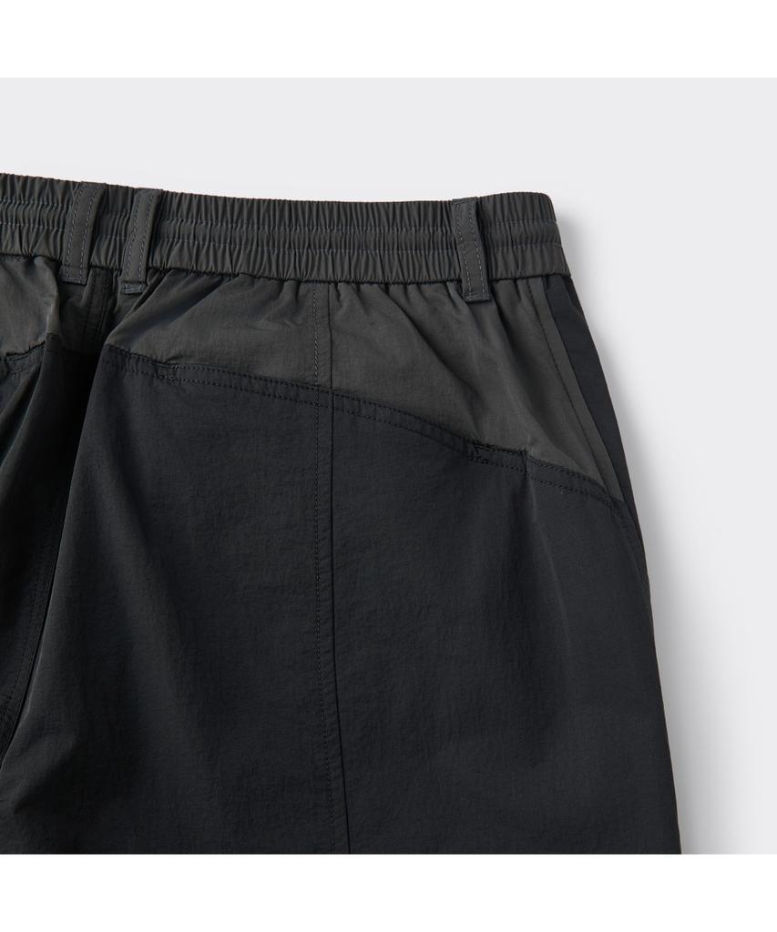 Keoseuuteommellou Black Incision Parachute Pants Cwpam26352Bkx