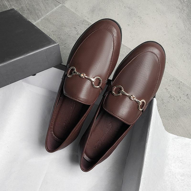 

Маленькие кожаные туфли женские британские одинарные туфли весна и осень новые универсальные на плоской подошве ретро больших размеров женские туфли 41-43 33 темно-коричневого