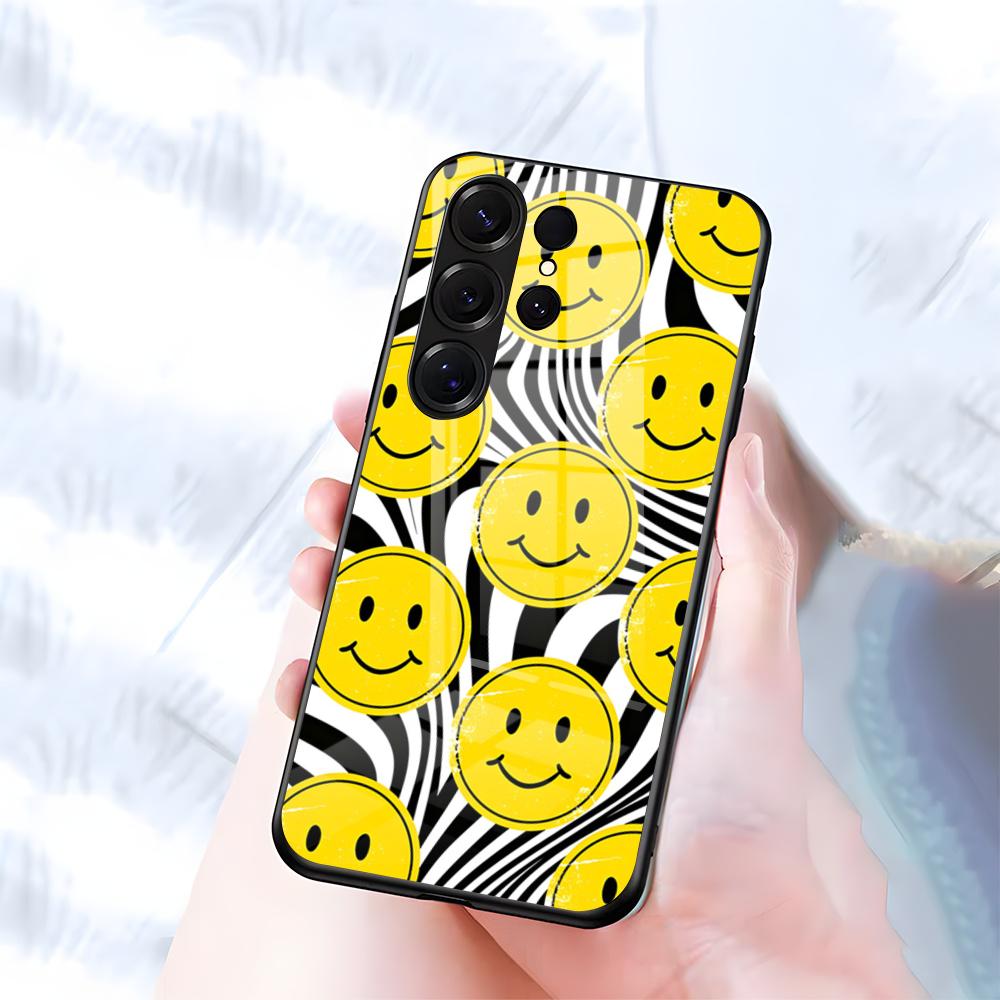 

Anime Smile Phone Case For Samsung S26 S25 S24 FE S23 S22 S21 Plus S20 Ultra Note20Ultra Black Glass Cover Galaxy S24 Ultra