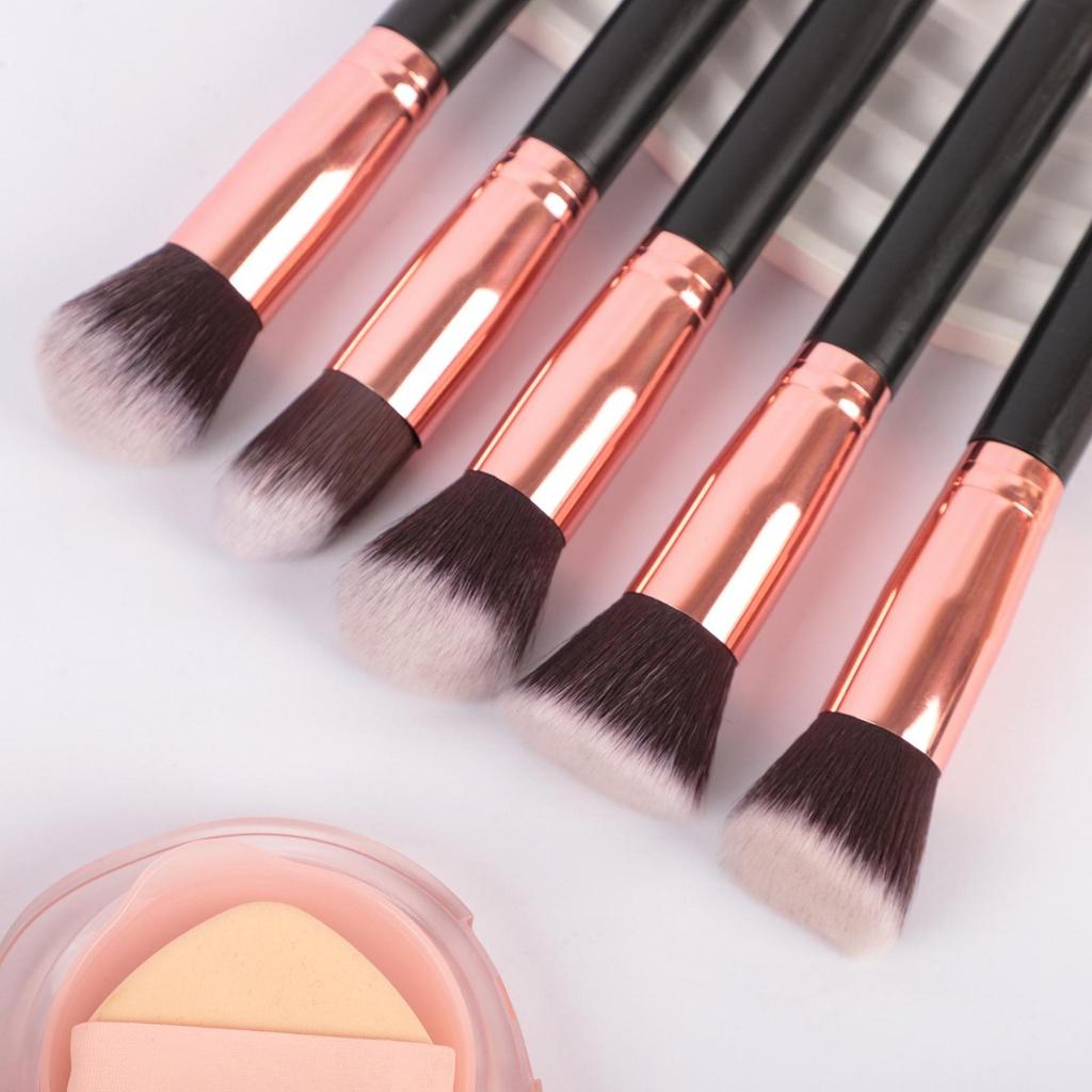 14-Piece Long-Handled Makeup Brush Set: Includes Blush, Eyeshadow, Powder, and Foundation Brushes