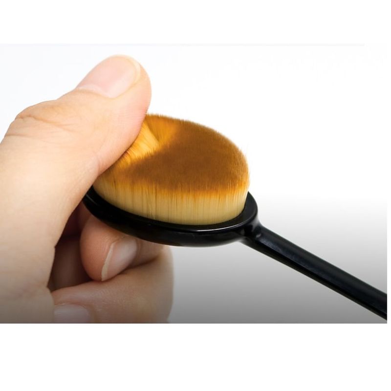 Buttermilk - Toothbrush Shape Makeup Brush with Cover