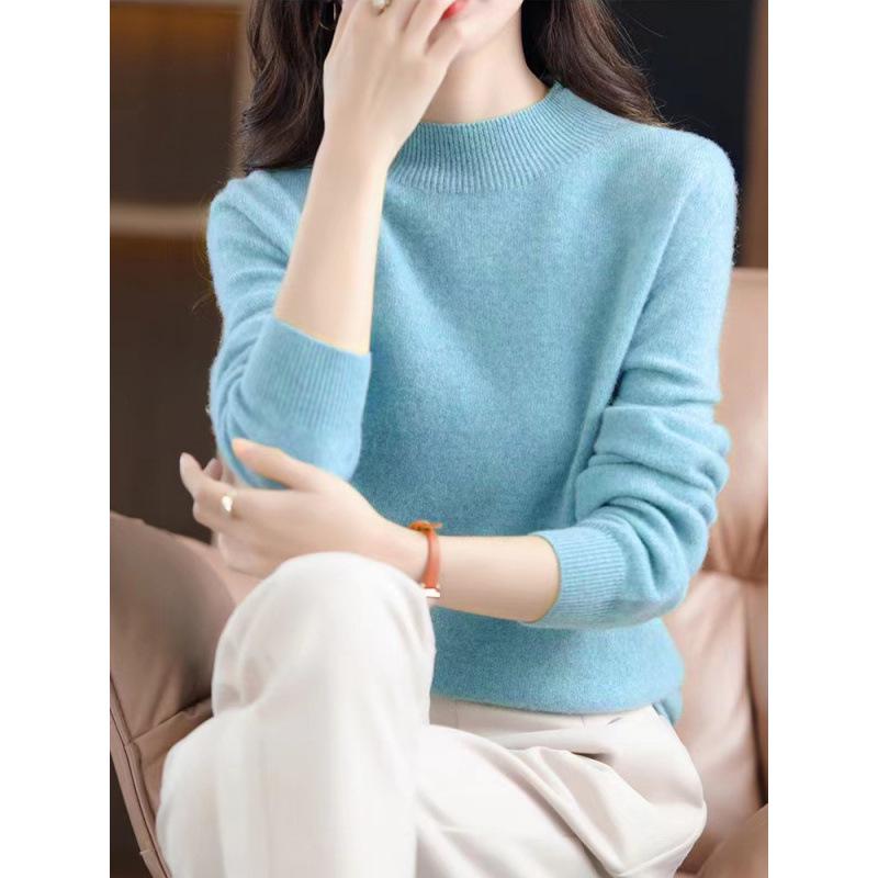 Women's Slim-Fit Autumn Sweater, Fashionable Half-High Neck, Versatile Pure Wool for Layering or Outerwear, Skin-Friendly.
