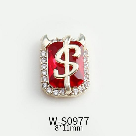 Festive Chinese Style Manicure: Lucky Bag Zirconia Ornaments with Golden Toad, Yuanbao, and Money Character Press-on Nails