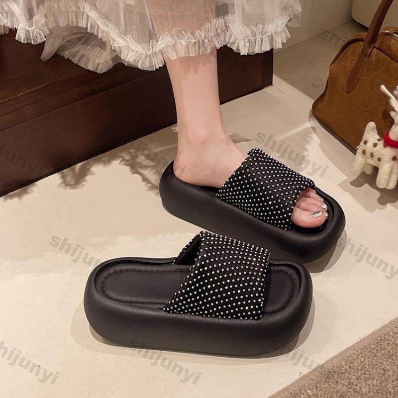 Women's Shoes 2025 New Outdoor Breathable One Word Platform Slippers Fashion Height Increase Comfortable Non Slip Beach Sandals