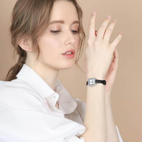 [D'EUX AMOUR] D'EUX AMOUR Women's Diamond Leather Band Watch DAW6101L-BK