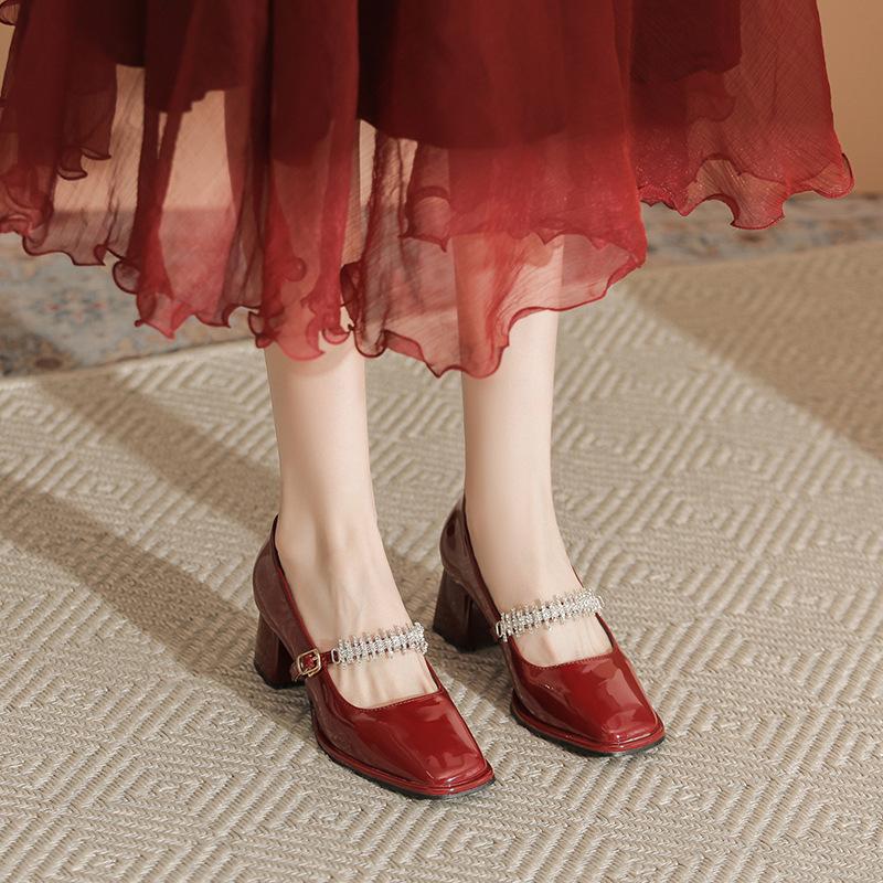 

Мода 2025 Весна Лето Новые Туфли Женские Модные Большие Размеры Элегантный Средний Каблук Высокие Каблуки Удобные Туфли Мэри Джейн 35