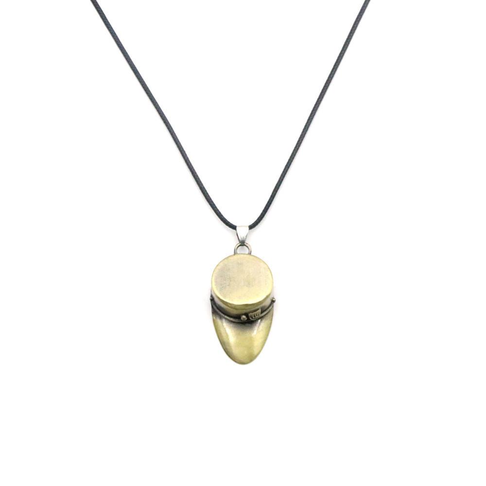 Jojos Bizarre Adventure Arrow Hat Mask Skull Alloy Keychain Pendant Necklace For Fans