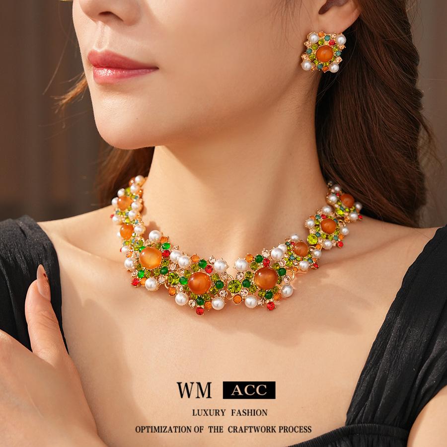 Medieval Vintage Diamond-encrusted Pearl Stud Earrings Necklace, Light Luxury Niche High-end Set, Retro Court Style Jewelry