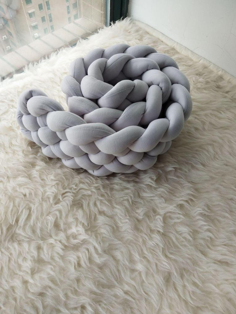 Dänischer Strick Nordischer Knotenball Krippenstoßschutz - 6-Strang-Zopf für Neugeborene