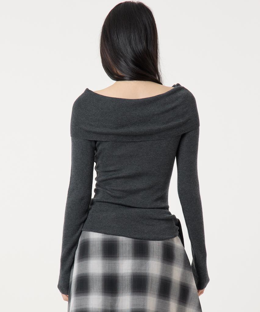UNKNOWN PLANET Side Tie Off-Shoulder Long Sleeve Knit Top Charcoal
