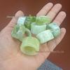 Natürlicher Xiuyu Weißer Jade Tuschemalerei Schwebende Blume Daumenring