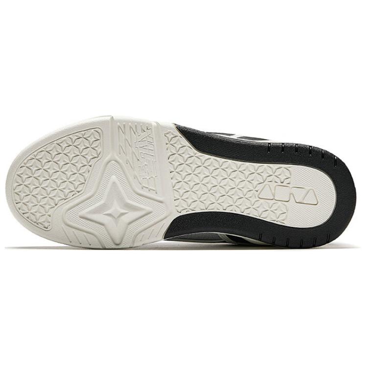 Anta Comfortable Versatile Non-Slip Lightweight Increased Height Low-Top Sneakers Women Sneakers Black White 122518040-6