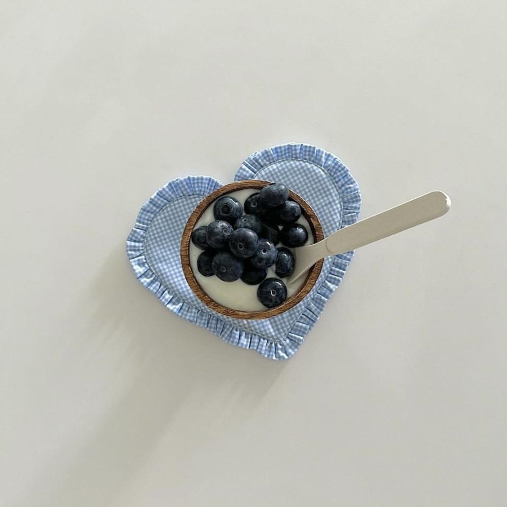 with Pleated Lace Bowl Mats INS Insulation Pad Mat Heart-shaped Plaid Meal Mat  Kitchen