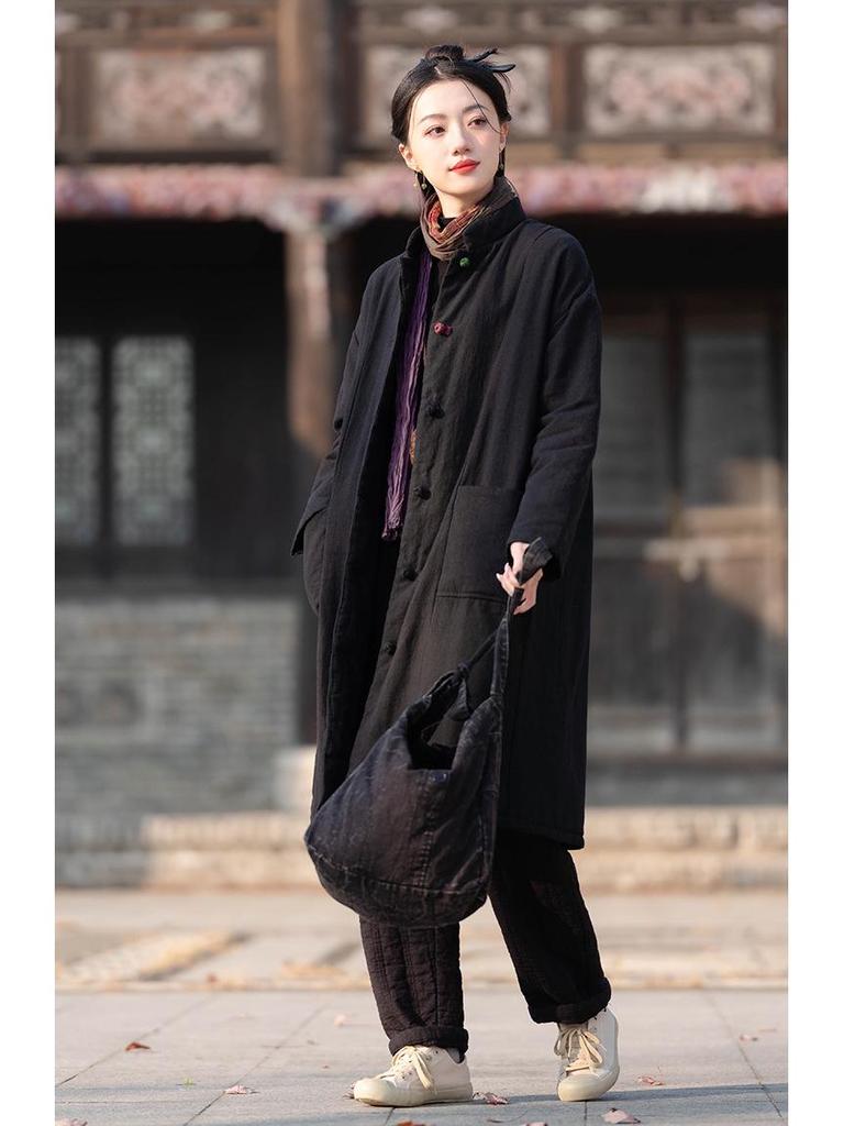 Women's Winter Retro Stand Collar Quilted Jacket: Slimming Cotton-Linen, Sandwashed, Thickened, Long Coat