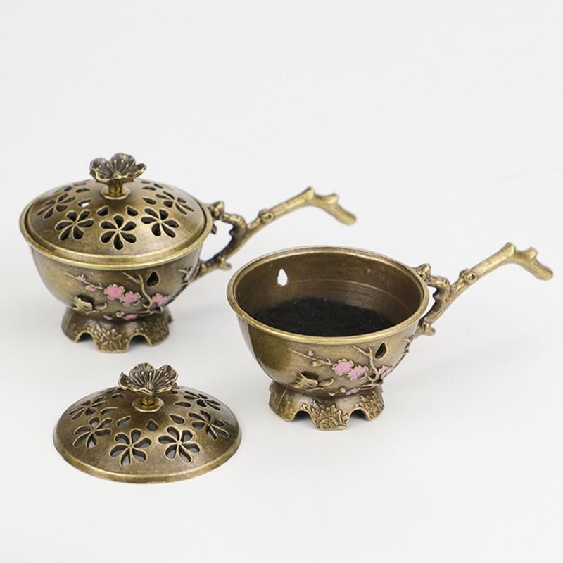 Pflaumenblüten-Räuchergefäß mit Griff Retro Pflaumenblüten Durchbrochener Räucherstäbchenhalter Zinklegierung Kleines Handwerk Heimdekoration