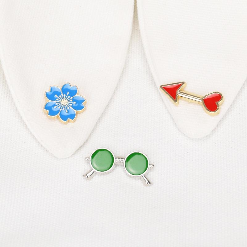 Trendy Creative Sunglasses Brooch for Students, Versatile Alloy Design with High-End Oil-Drop Finish