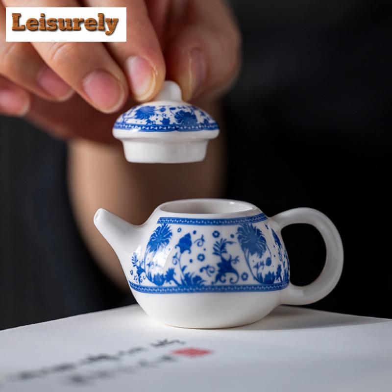 20ml Fingertip Blue And White Mini Teapot Tea Play Toys Small Tea Table Tea Pet Ornament Pocket Teaset Tea Ceremony Accessories