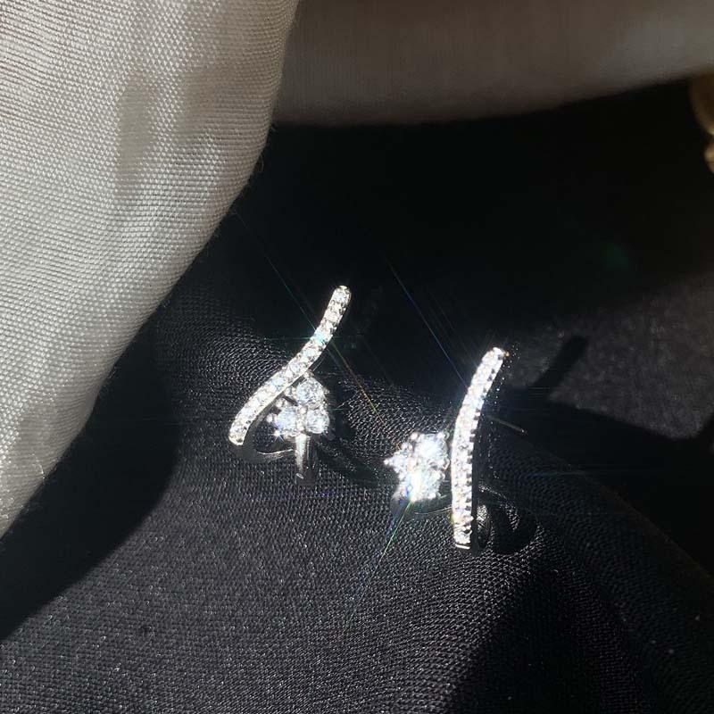 Корейские минималистичные U-образные серьги с блестящими бриллиантами - Стиль богини