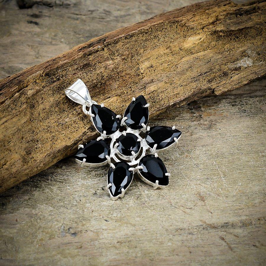 

Black Spinel Gemstone Handmade 925 Sterling Silver Jewelry Pendant 1.77 M-73