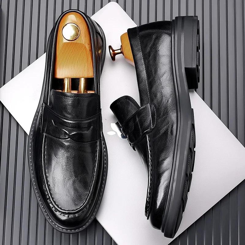 Fashion Brand Business Low Heeled Leather Shoes Loafers for Men Thick Soled Shoes Man Moccasin Handmade Slip on Dress Shoes Men Party