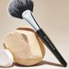 Studio 17 Big Fan Brush 453