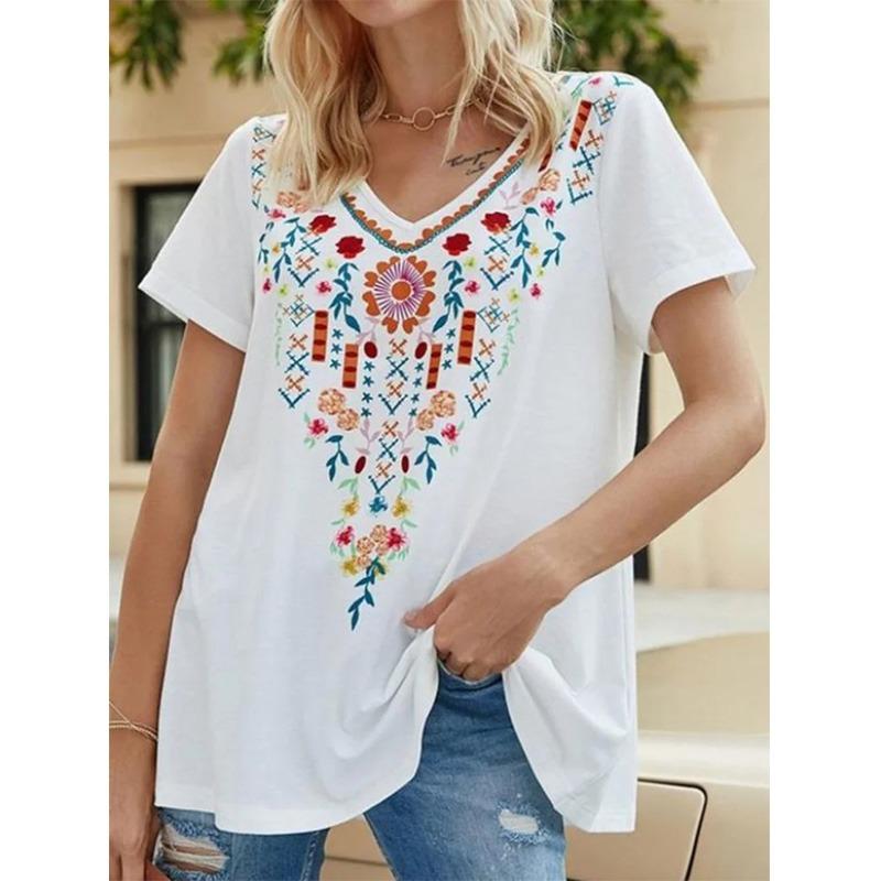 

Floral Ethnic Style 3D Print V-Neck T-Shirts Summer Women Vintage Streetwear Tees Tops Harajuku Oversized T Shirt Woman Clothing L