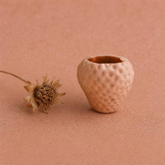 3D Printed Flower Pot, Realistic Strawberry Mini Planter, with Matte Fresh Color Desktop Decor, Gift for Birthday Housewarming