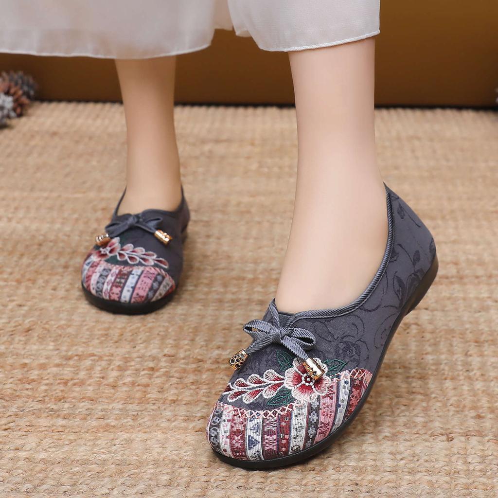 Spring and Summer Breathable and Comfortable Shoes Women's Shoes Casual Soft Soles Walking Shoes