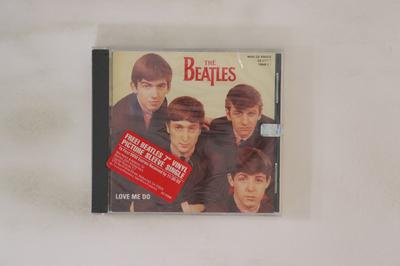 CD BEATLES  Love Me Do C2077771594021 CAPITOL 1992 US Rock Used