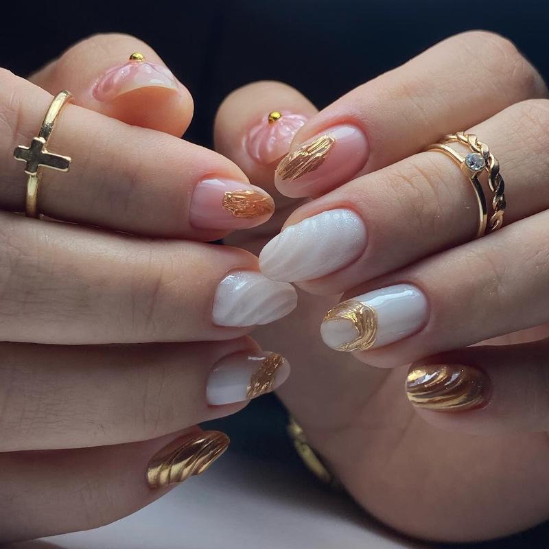 

Trendy European and American Detachable Wearable Nail Armor for Stylish Nail Art Glue Type
