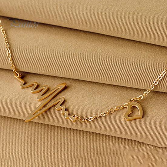 Chocker Necklace Exquisite Clasp Closure Women Alloy Cute Heart Jump Pendant Chain for Wedding