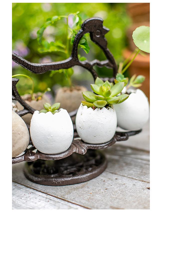 Vintage Cast Iron Egg Rack with Rooster Ornament - Nostalgic American Country Kitchen Decor
