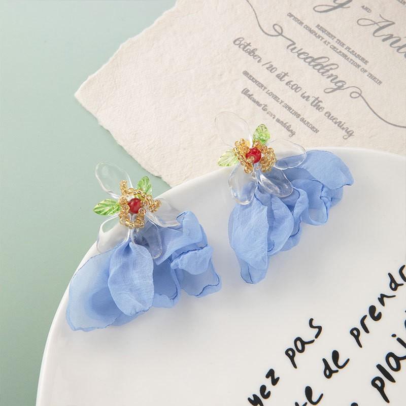 

Super Fairy Atmosphere, Colored Petal Fringed Earrings, Women S Exaggerated Vacation Style Stud Earrings, Earclips, Niche Design Earrings