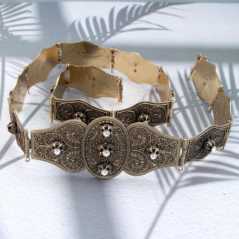 Vintage Slawischer Kaukasus Frauenkleid Gürtel Reliefmuster Nietendekoration Metall Taillenkette Verstellbare Länge