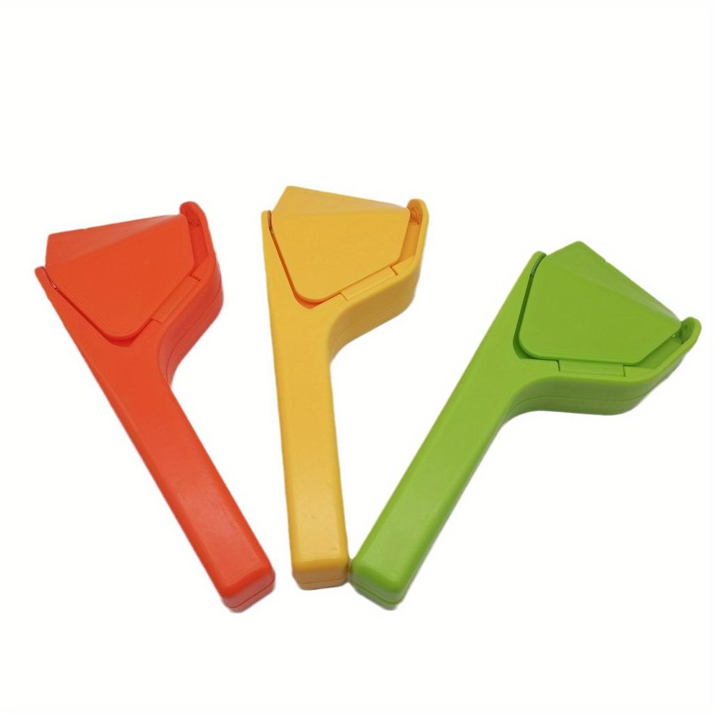 3Set, Manual lemon fruit juicer is easy to squeeze. Manual juicer is a kitchen juice squeezing tool