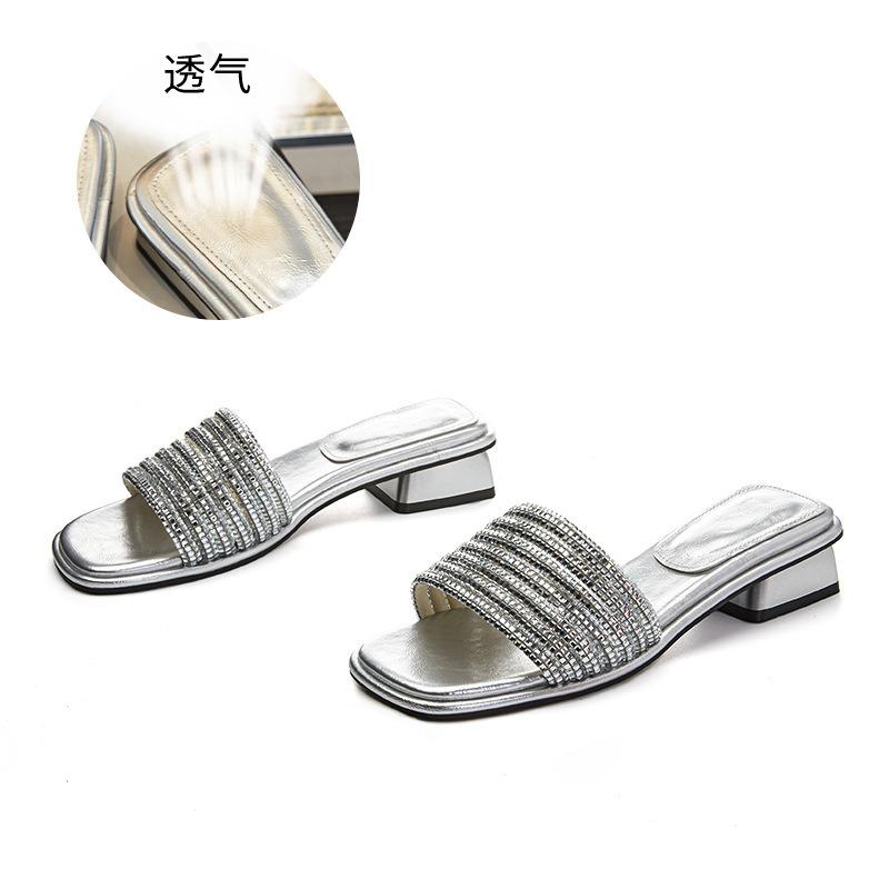 

Rhinestone thick heel slippers women s summer new half slippers women s outer wear with skirts casual fashion versatile sandals 40 серебряный