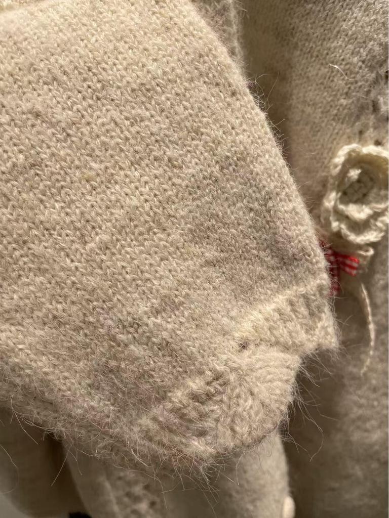 Women's Floral Applique V-Neck Loose Warm Cardigan Coat - Autumn/Winter Mori Girl Style