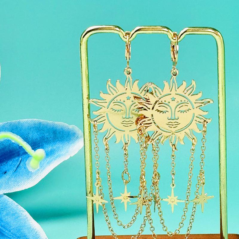 

Golden Sun Earrings Tassel Star Decorative Earrings